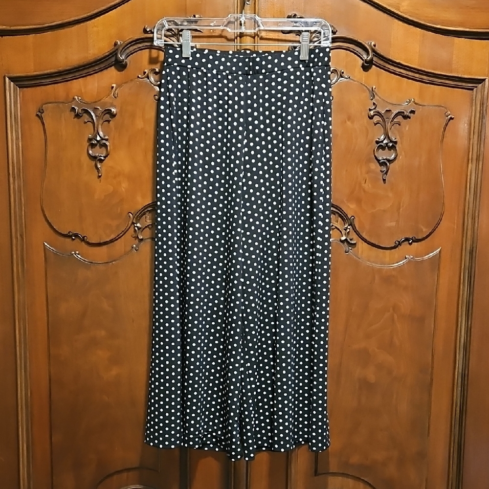 Wide Leg Cropped Polka Dot Pants Black & White Lightweight And Cozy Size M